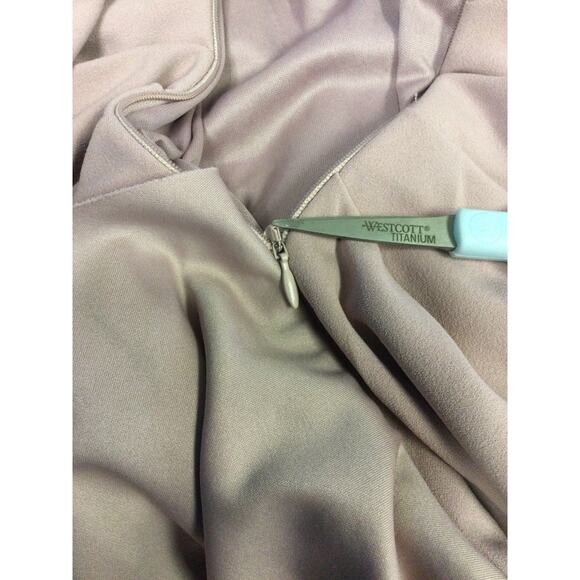 XSCAPE 14 1x plus pink Allison Scuba Crepe Ruffle Cutout Maxi Formal Dress B118 - Picture 11 of 12